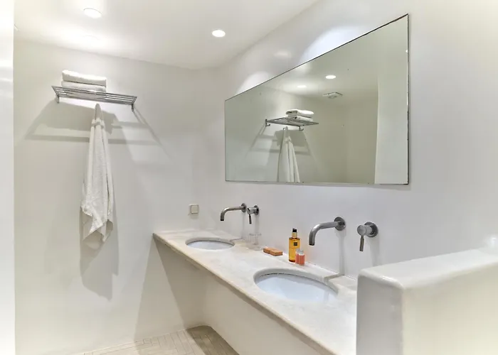 Guest house La Maison Kalogera 4*