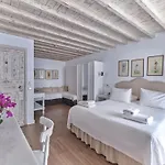 La Maison Kalogera