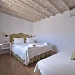 La Maison Kalogera Pensión