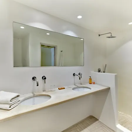 بيت ضيافة لا ميزون كالوغيرا Mykonos Town