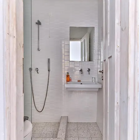 La Maison Kalogera 2*