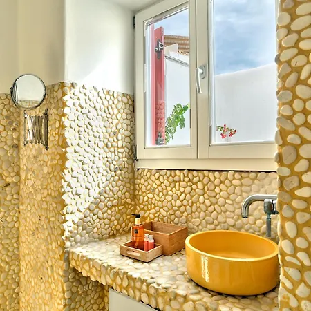 لا ميزون كالوغيرا