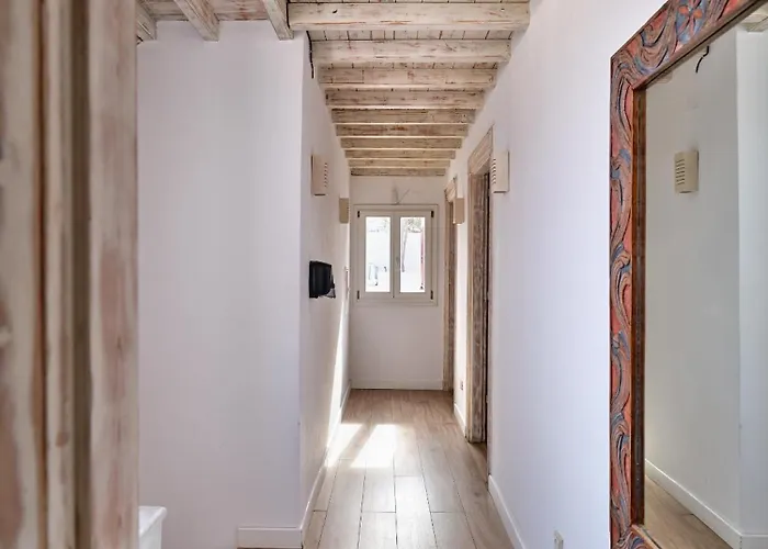 卡洛格拉旅馆 3*