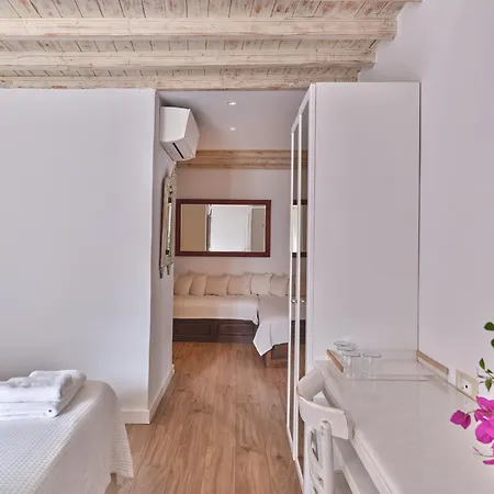 La Maison Kalogera Pensión Mykonos Town